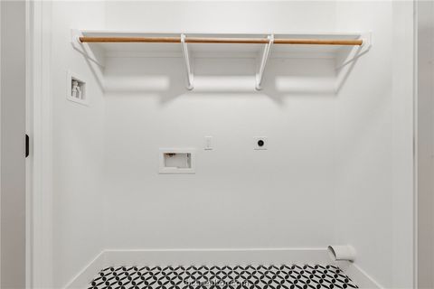 Tiny photo for 205 Lock Lane, Bryan, TX 77803 (MLS # 26002288)