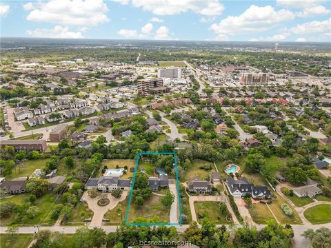 Tiny photo for 913 Park Lane, Bryan, TX 77802 (MLS # 26003887)