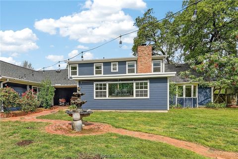 Tiny photo for 913 Park Lane, Bryan, TX 77802 (MLS # 26003887)