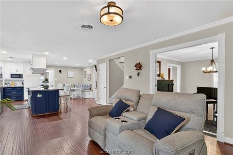 Tiny photo for 913 Park Lane, Bryan, TX 77802 (MLS # 26003887)