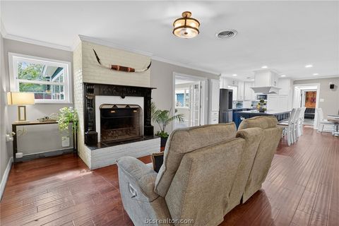 Tiny photo for 913 Park Lane, Bryan, TX 77802 (MLS # 26003887)