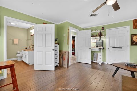 Tiny photo for 913 Park Lane, Bryan, TX 77802 (MLS # 26003887)