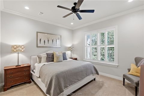 Tiny photo for 2816 Maroon Court, Bryan, TX 77807 (MLS # 26003698)