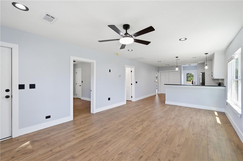 Photo of 204 S Anderson Street, Bremond, TX 76629 (MLS # 26006531)