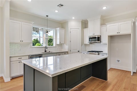 Tiny photo for 13185 Hopes Creek Road, College Station, TX 77845 (MLS # 26011048)