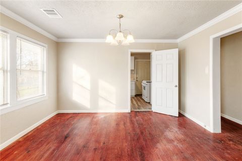 Tiny photo for 806 Walnut Street, Bryan, TX 77803 (MLS # 26000666)
