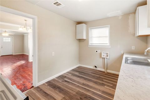 Tiny photo for 806 Walnut Street, Bryan, TX 77803 (MLS # 26000666)