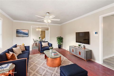 Tiny photo for 806 Walnut Street, Bryan, TX 77803 (MLS # 26000666)