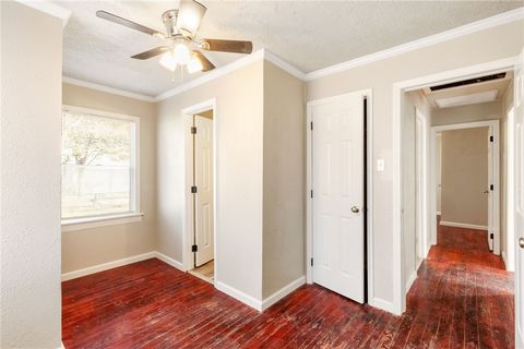Tiny photo for 806 Walnut Street, Bryan, TX 77803 (MLS # 26000666)