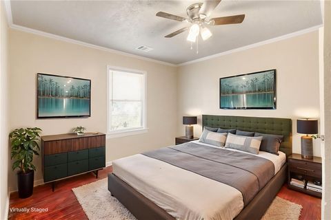 Tiny photo for 806 Walnut Street, Bryan, TX 77803 (MLS # 26000666)