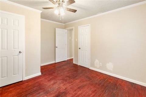 Tiny photo for 806 Walnut Street, Bryan, TX 77803 (MLS # 26000666)