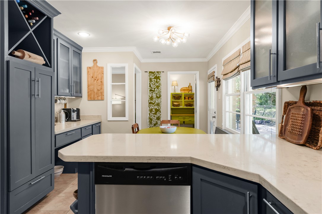 College Station, Texas 77840, United States, 3 Bedrooms Bedrooms, ,2 BathroomsBathrooms,Residential,Pending,117042