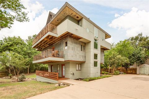 Tiny photo for 1015 E 24th Street, Bryan, TX 77803 (MLS # 26000620)