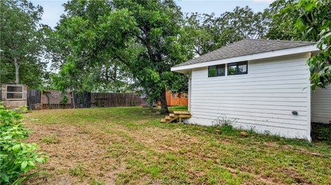 Tiny photo for 205 S Banks Street, Caldwell, TX 77836 (MLS # 26007362)
