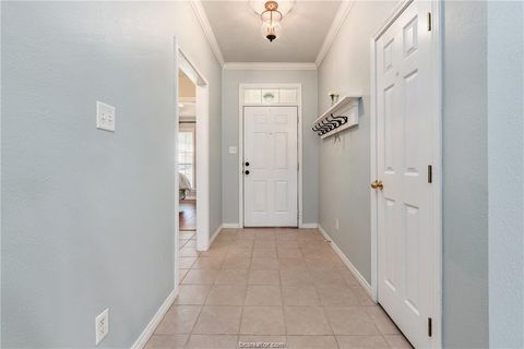 Tiny photo for 914 Gardenia Street, College Station, TX 77845 (MLS # 26000468)