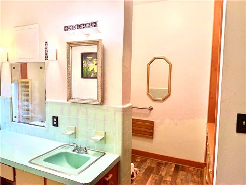 Tiny photo for 607 W Fox Street, Caldwell, TX 77836 (MLS # 26012691)
