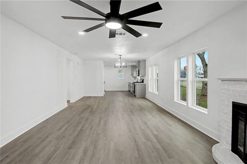 Tiny photo for 902 Post Oak Street, Hearne, TX 77859 (MLS # 26000980)