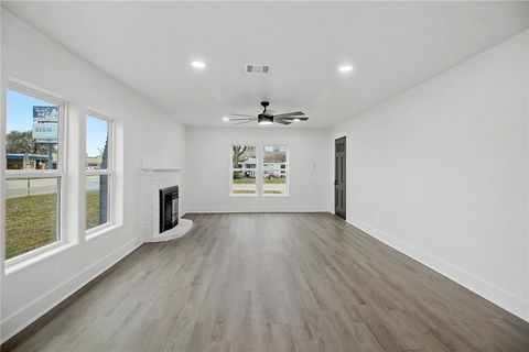 Tiny photo for 902 Post Oak Street, Hearne, TX 77859 (MLS # 26000980)