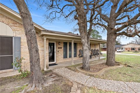 Tiny photo for 2403 Briar Oaks Drive, Bryan, TX 77802 (MLS # 26001701)