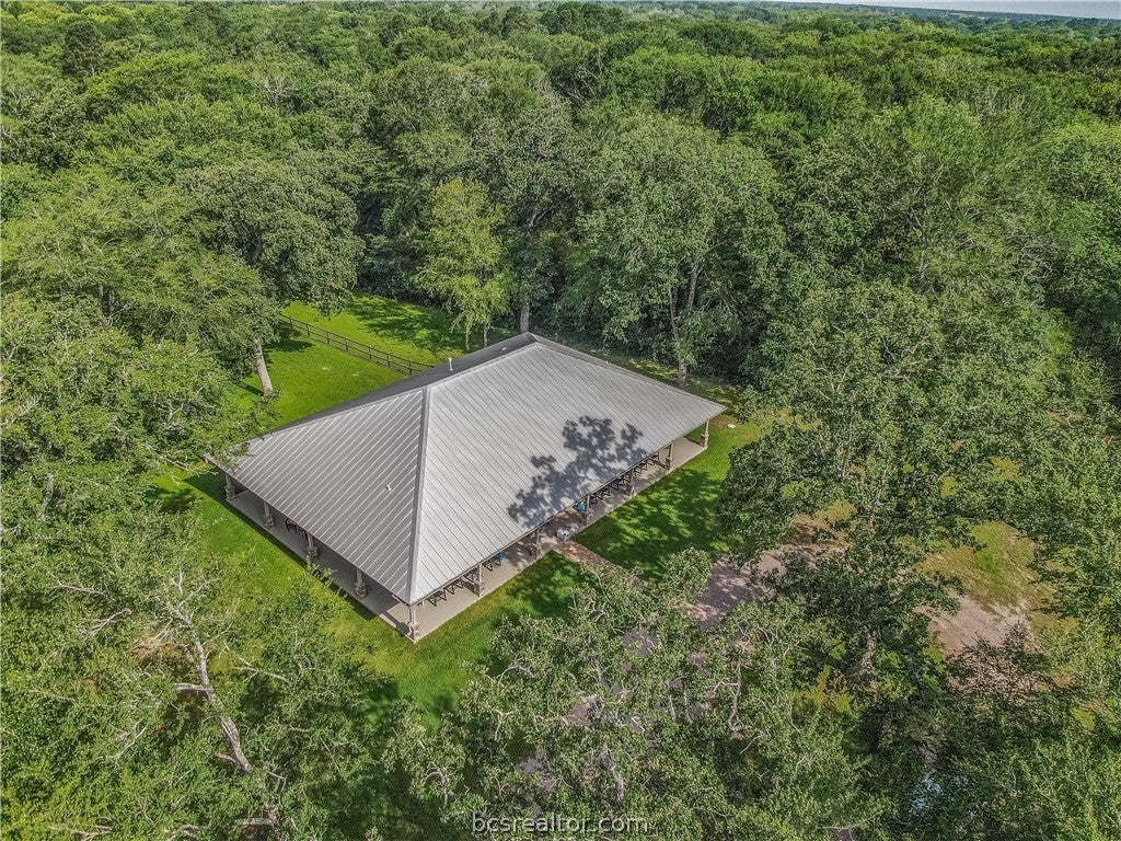 10250 Dogwood Trail