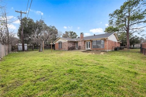 Tiny photo for 3917 Hilltop Drive, Bryan, TX 77801 (MLS # 26001662)