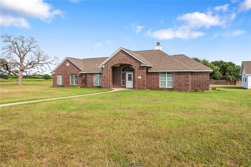 Photo of 6100 Whitetail Lane, Bryan, TX 77808 (MLS # 26005712)