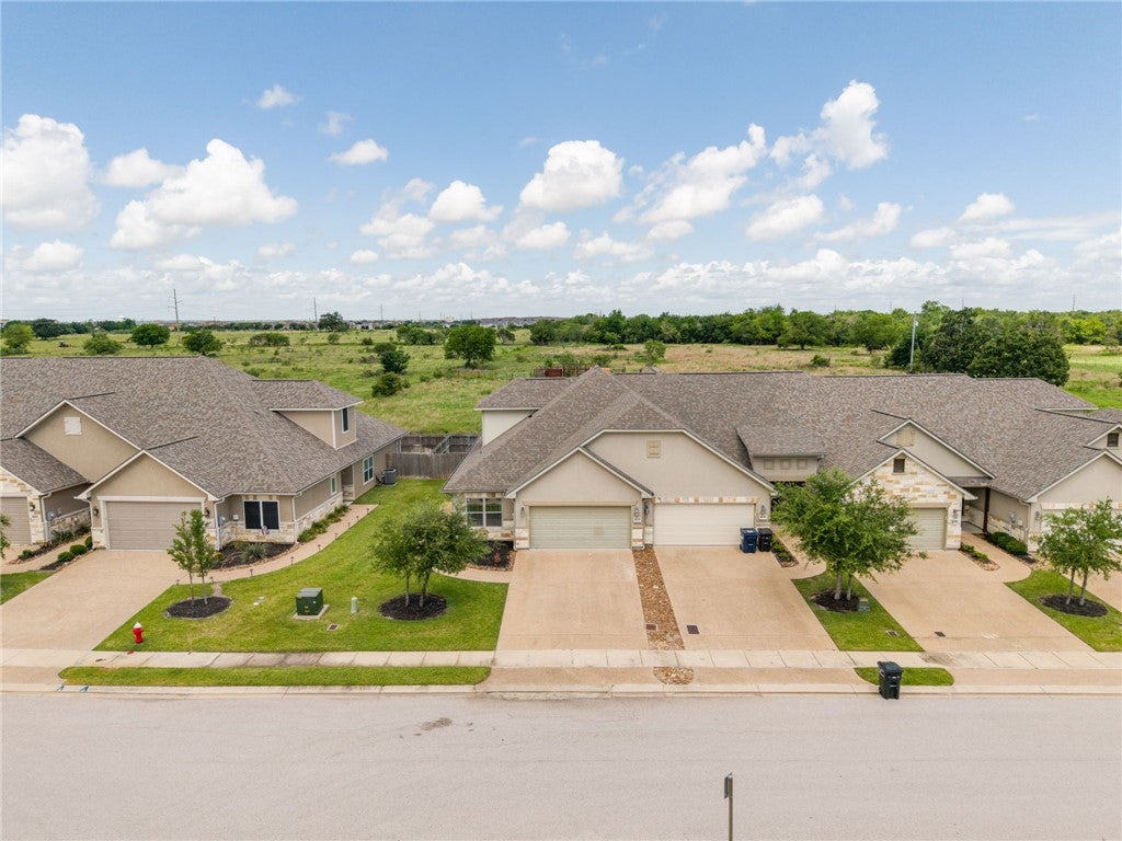 Photo of 1629 Buena Vista Vis, College Station, TX 77845 (MLS # 26006976)