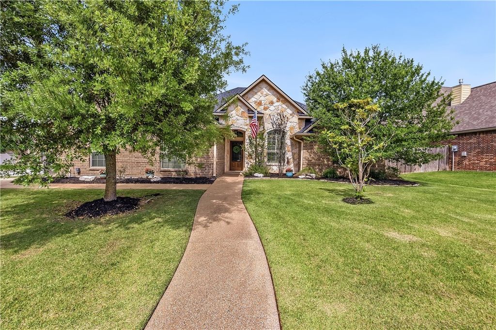 Photo of 1605 Mariners Cove, College Station, TX 77845 (MLS # 26004971)