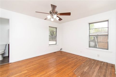 Tiny photo for 301 E WALKER Avenue, Other, TX 76501 (MLS # 26004242)