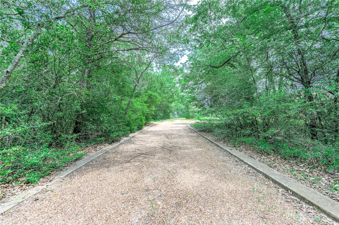 4992 Whispering Oaks Drive