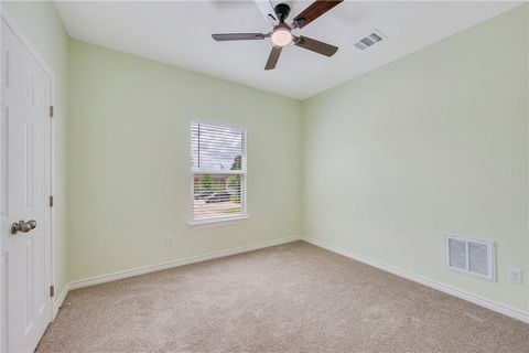 Tiny photo for 1400 W 18th Street, Bryan, TX 77803 (MLS # 26004634)