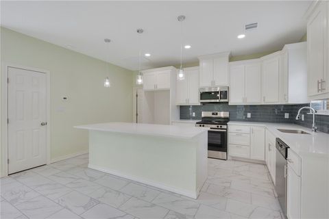 Tiny photo for 1400 W 18th Street, Bryan, TX 77803 (MLS # 26004634)