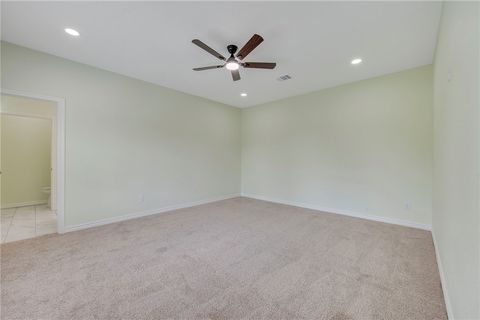Tiny photo for 1400 W 18th Street, Bryan, TX 77803 (MLS # 26004634)