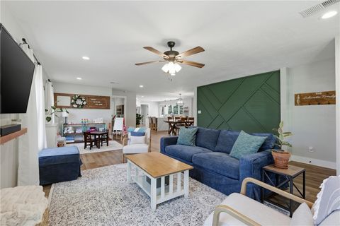 Tiny photo for 515 Crescent Drive, Bryan, TX 77801 (MLS # 26006477)