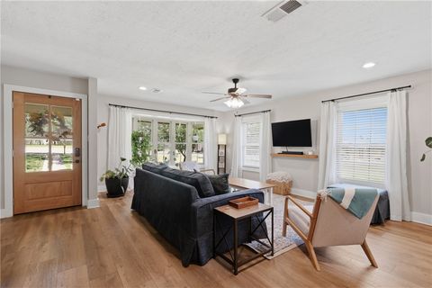 Tiny photo for 515 Crescent Drive, Bryan, TX 77801 (MLS # 26006477)