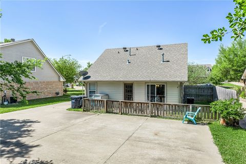 Tiny photo for 2413 Pintail Loop, College Station, TX 77845 (MLS # 26003203)