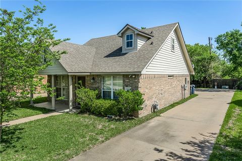 Tiny photo for 2413 Pintail Loop, College Station, TX 77845 (MLS # 26003203)