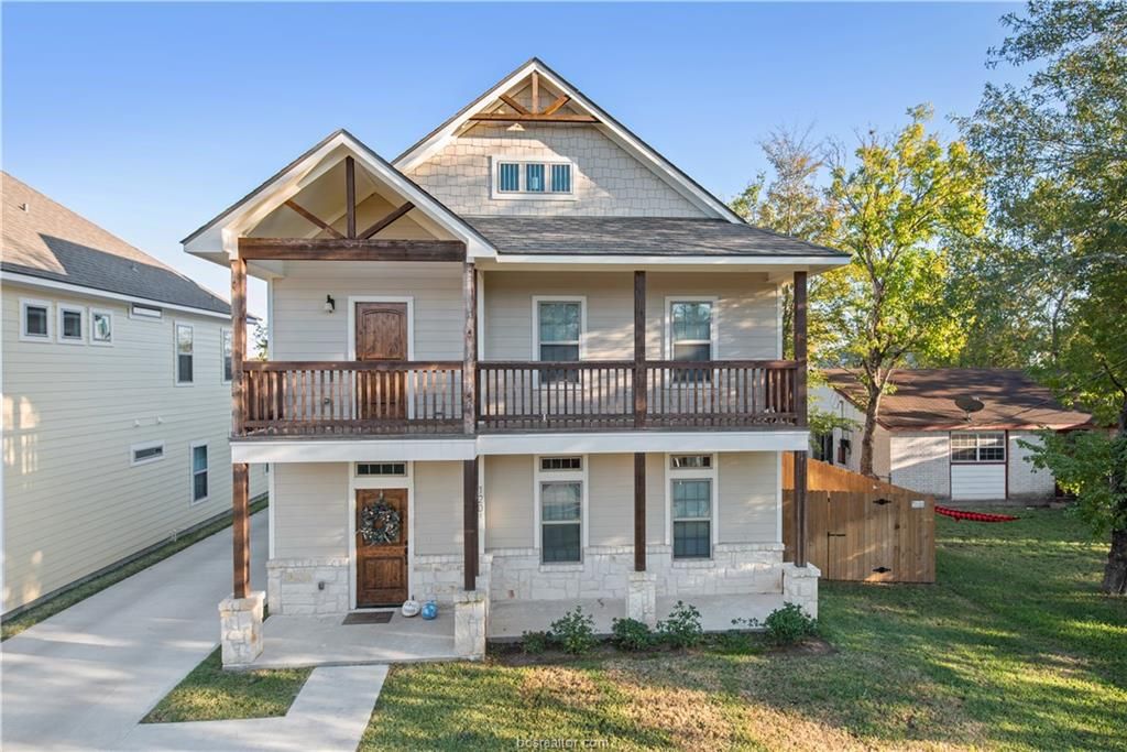 Photo of 120 Richards Street, College Station, TX 77840 (MLS # 26005123)