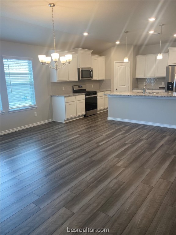 College Station, Texas 77845, United States, 4 Bedrooms Bedrooms, ,2 BathroomsBathrooms,Residential,Pending,64534
