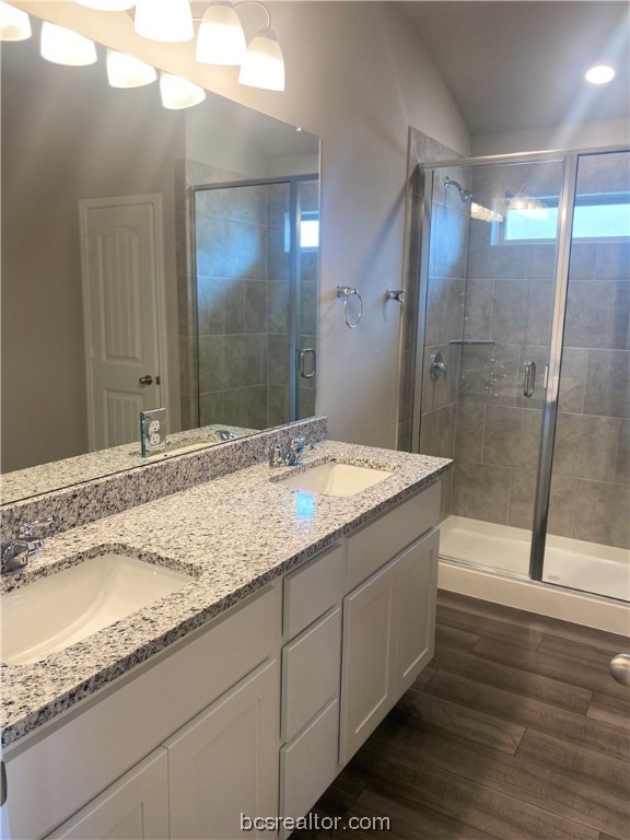 College Station, Texas 77845, United States, 4 Bedrooms Bedrooms, ,2 BathroomsBathrooms,Residential,Pending,64534