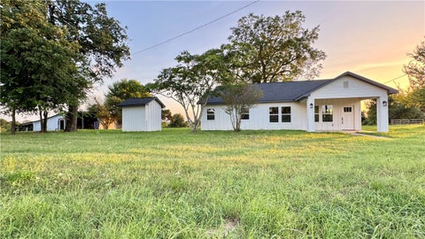 Photo of 3917 Harbor Bolton Rd (+/- 2 acres) Rd, Franklin, TX 77856 (MLS # 26010991)