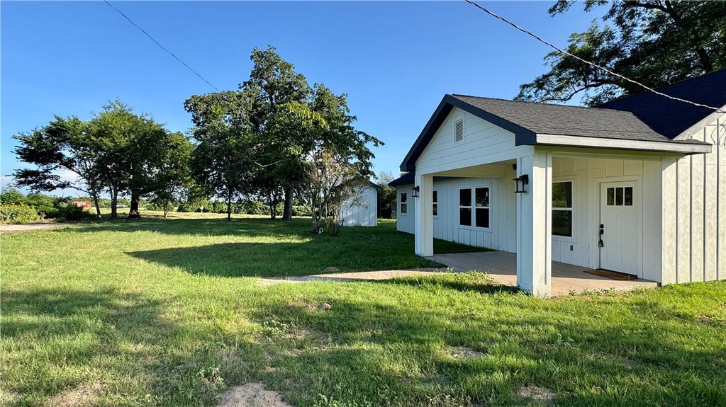 Photo of 3917 Harbor Bolton Rd (+/- 2 acres) Rd, Franklin, TX 77856 (MLS # 26010991)