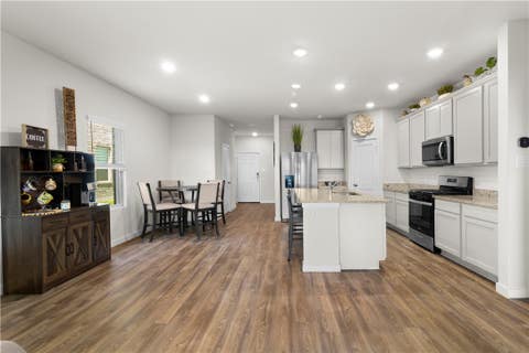 Tiny photo for 2010 Champions Drive, Navasota, TX 77868 (MLS # 26009491)