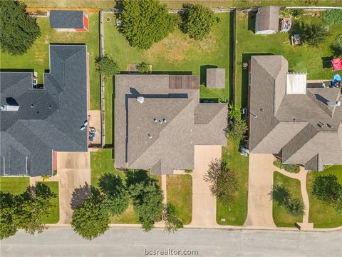 Tiny photo for 2122 Rolling Rock Place, College Station, TX 77845 (MLS # 26001576)
