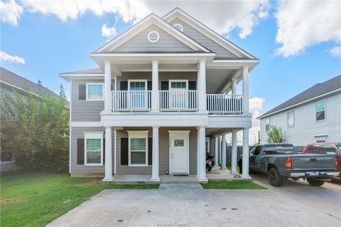 102 A & 100 Sterling Street College Station TX 77840