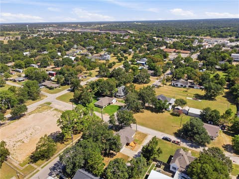 Tiny photo for 471 8th Street, Somerville, TX 77879 (MLS # 26010532)