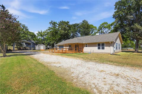 Tiny photo for 471 8th Street, Somerville, TX 77879 (MLS # 26010532)
