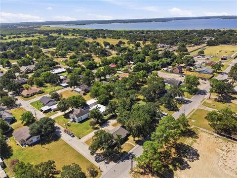 Tiny photo for 471 8th Street, Somerville, TX 77879 (MLS # 26010532)
