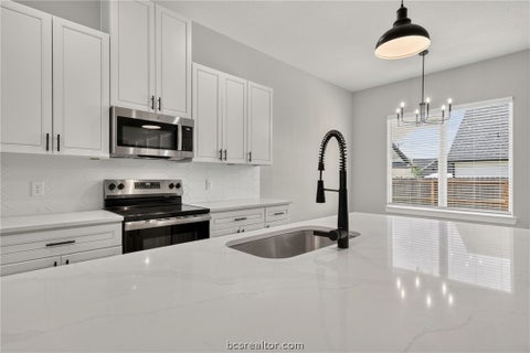 Tiny photo for 2105 Aleppo Court, Bryan, TX 77807 (MLS # 26010636)