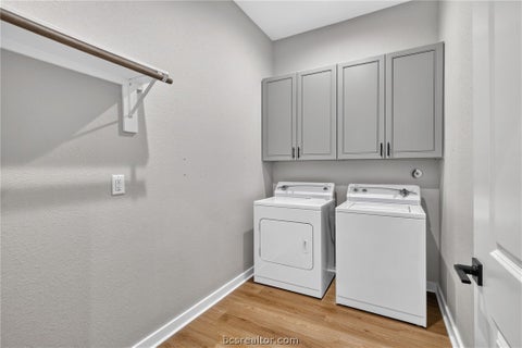 Tiny photo for 2105 Aleppo Court, Bryan, TX 77807 (MLS # 26010636)